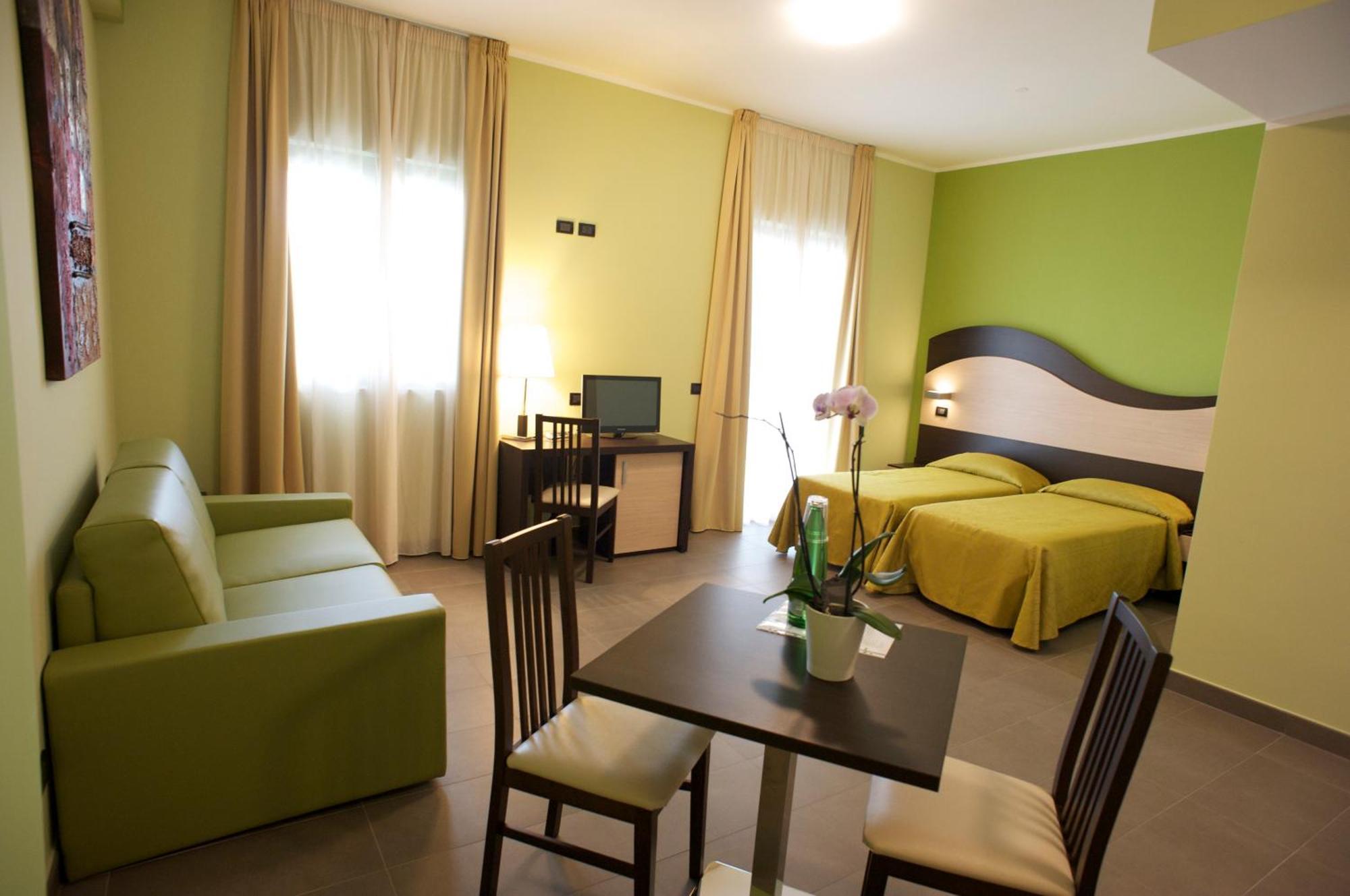 Life Sport Hotel Mentana Exteriér fotografie